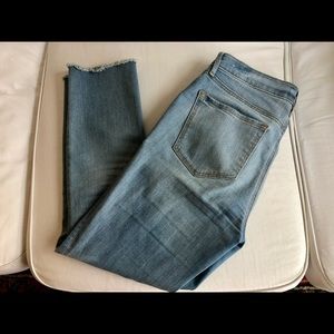 LOFT size 6 (28) modern skinny Jean